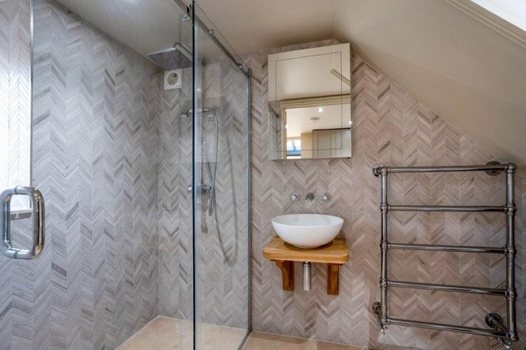 Images for Ampney Crucis, Gloucestershire