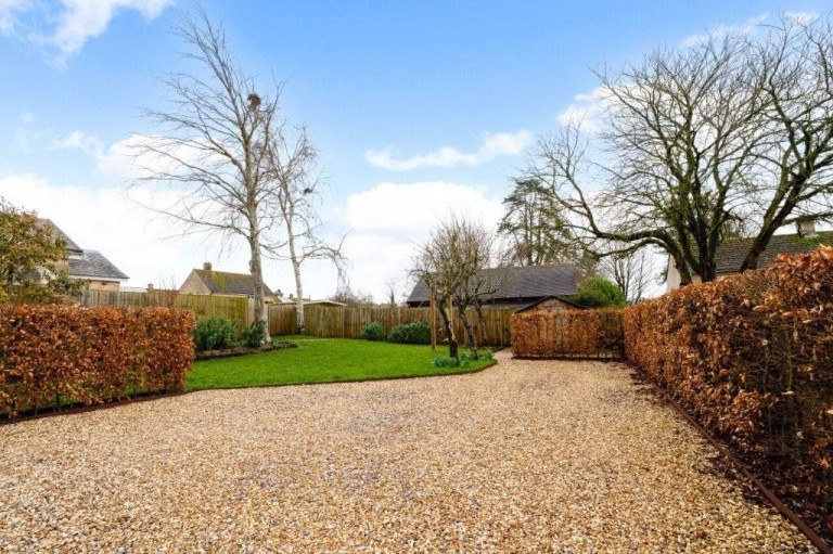 Images for Ampney Crucis, Gloucestershire