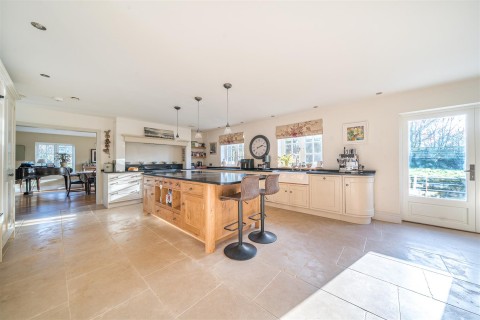 Click the photo for more details of Woodbury Salterton, Exeter