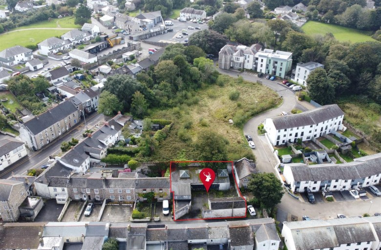 Click the photo for more details of Hoskings Row, Redruth