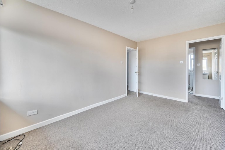 Images for Highcroft Close, Yardley Gobion, NN12