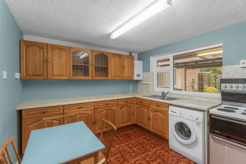 Click the photo for more details of Elmscote Road, Banbury