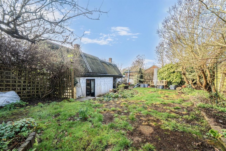 Images for Stoke Road, Blisworth, NN7