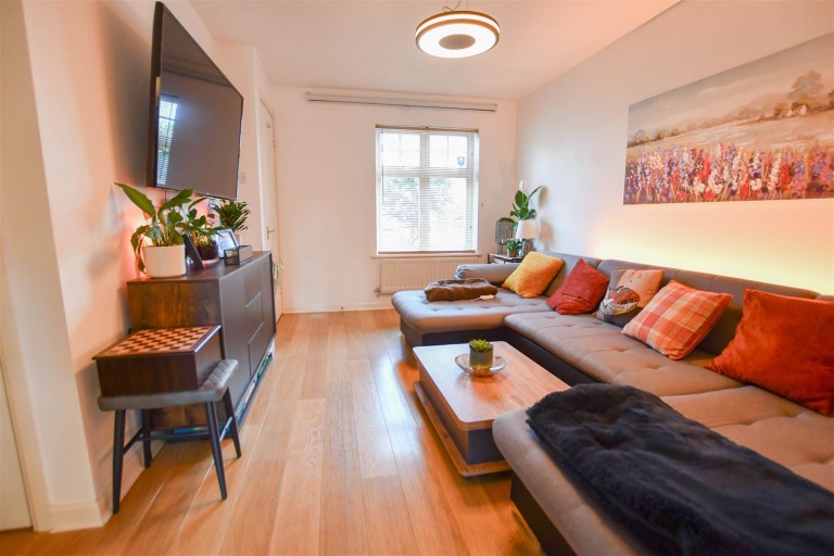 Images for Heasman Close, Newmarket