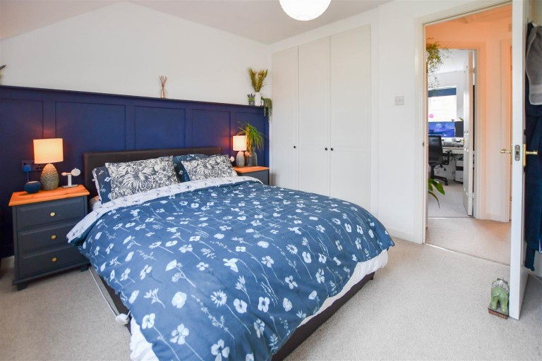 Images for Heasman Close, Newmarket