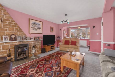 Click the photo for more details of Hazeldene Gardens, Banbury