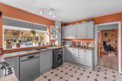 Images for Hazeldene Gardens, Banbury