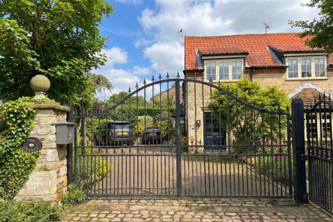 Click the photo for more details of Church Lane, Caythorpe, Grantham