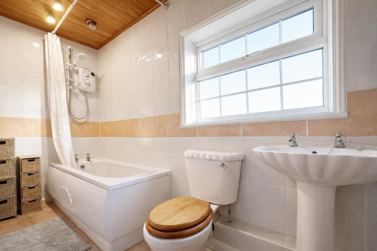 Images for Rose Cottages, Chapel Street, Beckingham