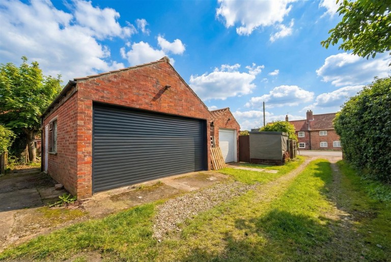 Images for Rose Cottages, Chapel Street, Beckingham