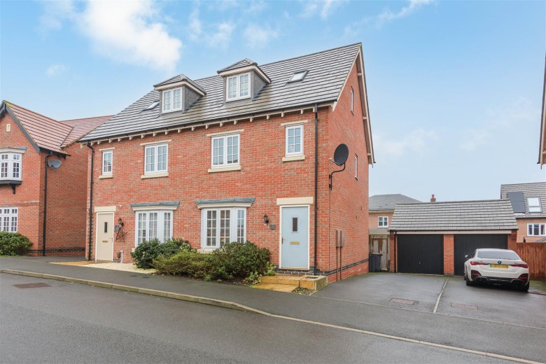 Click the photo for more details of Glade Lane, Ashby-De-La-Zouch, LE65