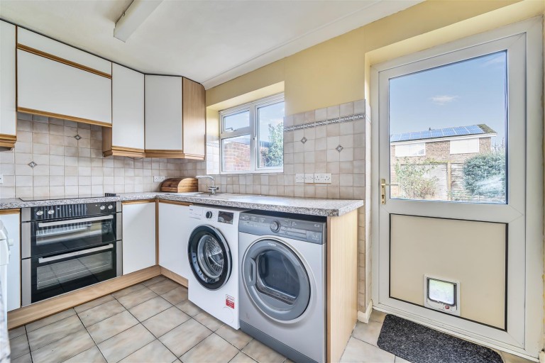 Images for Woodgate Close, Grove, Wantage