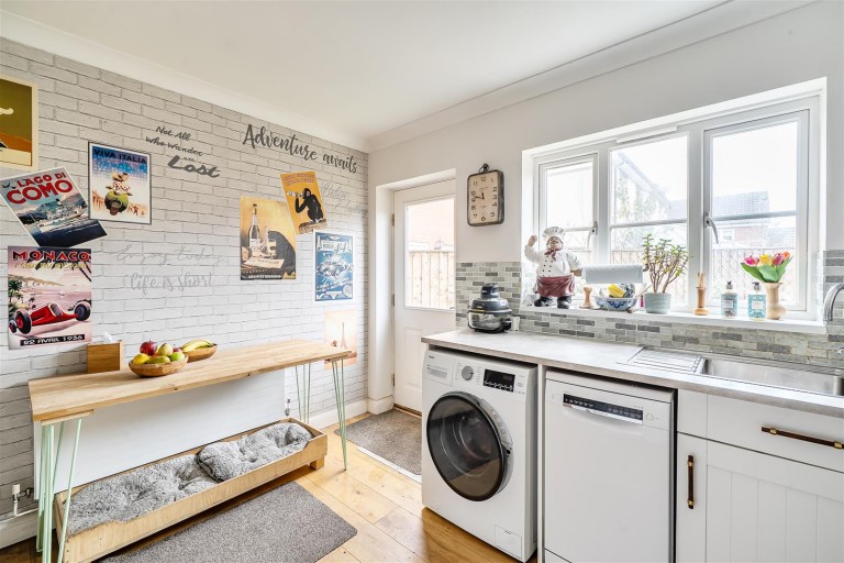 Images for Bushs Orchard, Ilminster