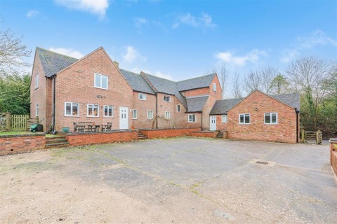 Click the photo for more details of No Mans Heath Lane, Austrey, CV9