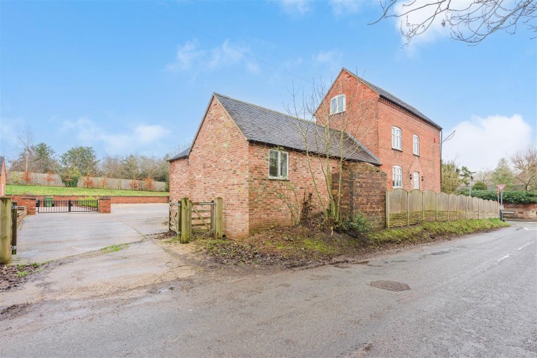 Images for No Mans Heath Lane, Austrey, CV9