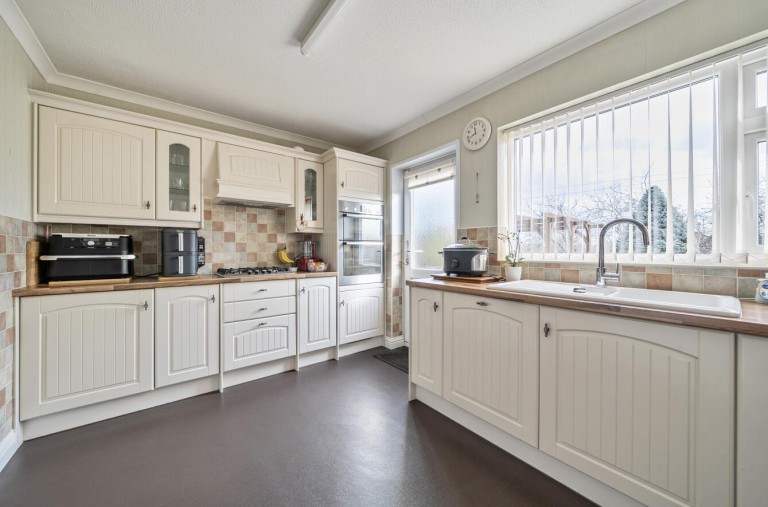 Images for Highlands, Taunton