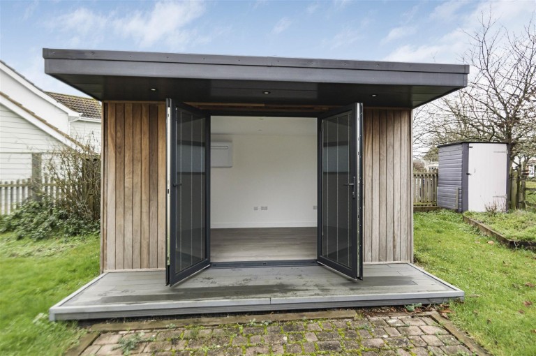 Images for Peacocks Close, Cavendish, Sudbury