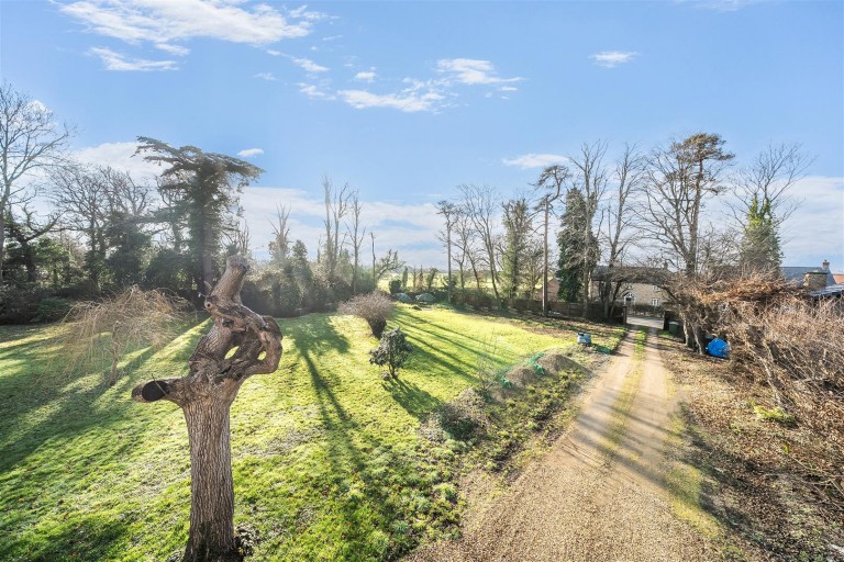 Images for High Street, Syresham, NN13