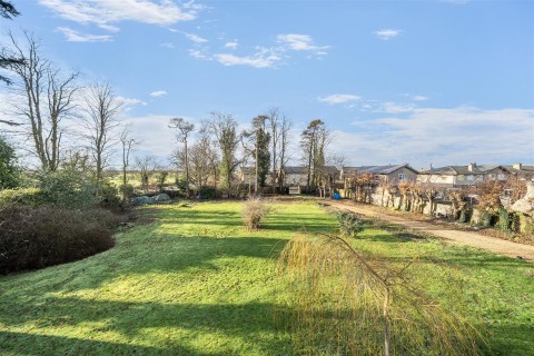 Click the photo for more details of High Street, Syresham, NN13