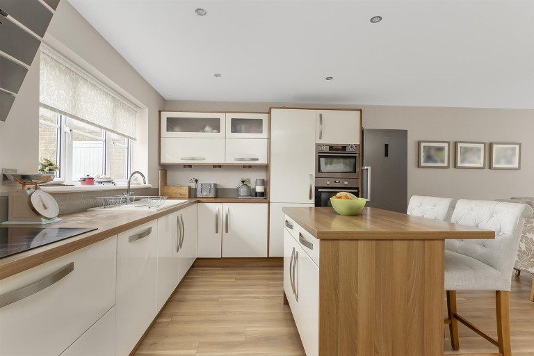 Images for Parnell Close, West Haddon, Northampton,NN6