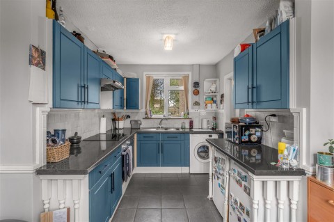 Click the photo for more details of The Avenue, Middleton Cheney, Banbury