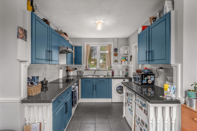 Images for The Avenue, Middleton Cheney, Banbury