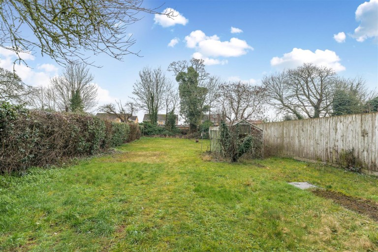 Images for The Avenue, Middleton Cheney, Banbury