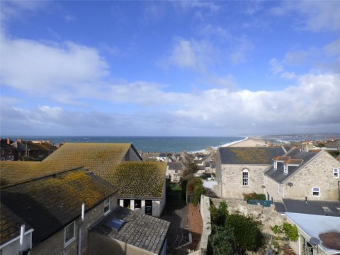 Click the photo for more details of Clovens Road, Portland