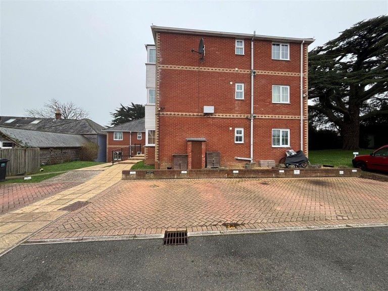 Images for Brookside, Freshwater