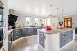 Images for Tower Cross, Honiton