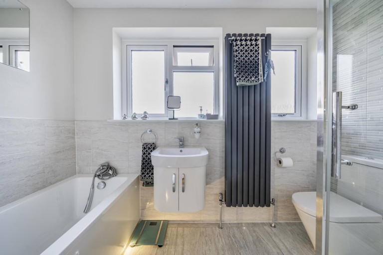 Images for Axe Valley Close, Axminster
