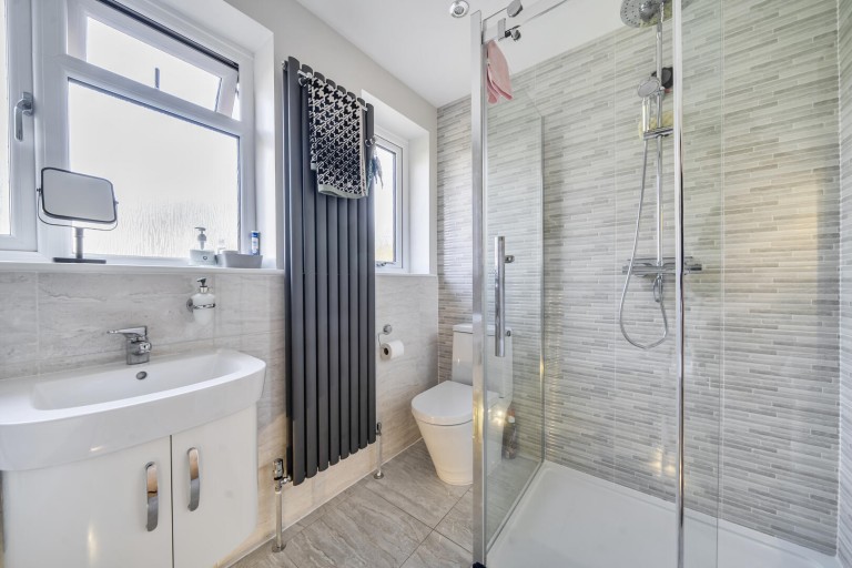 Images for Axe Valley Close, Axminster
