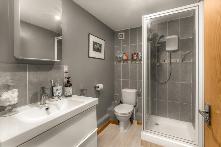 Images for Hastings Close, Banbury - ground floor annexe