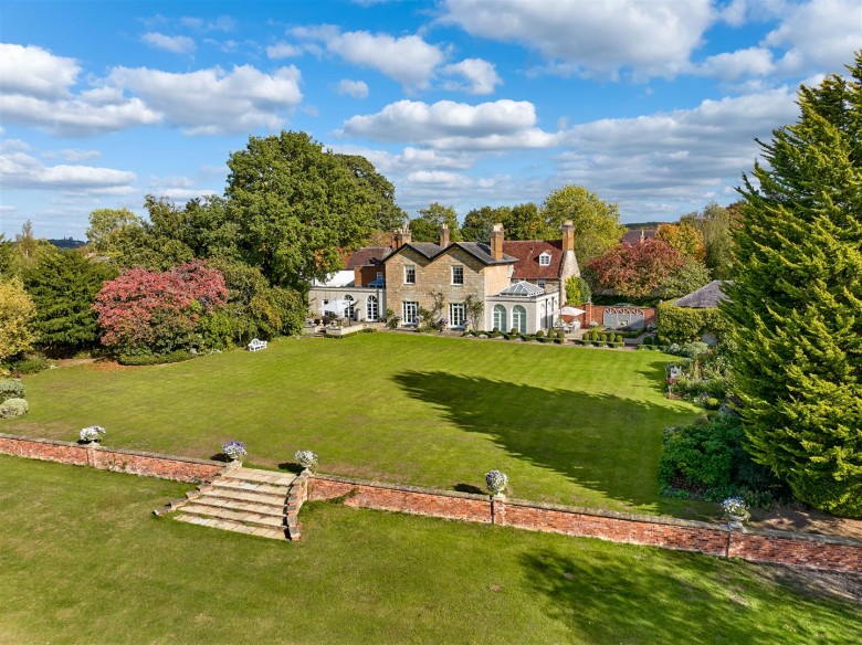 Click the photo for more details of Moreton Morrell, Warwickshire