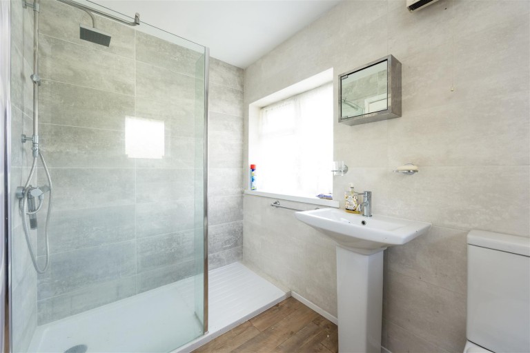 Images for Thorley, Isle of Wight