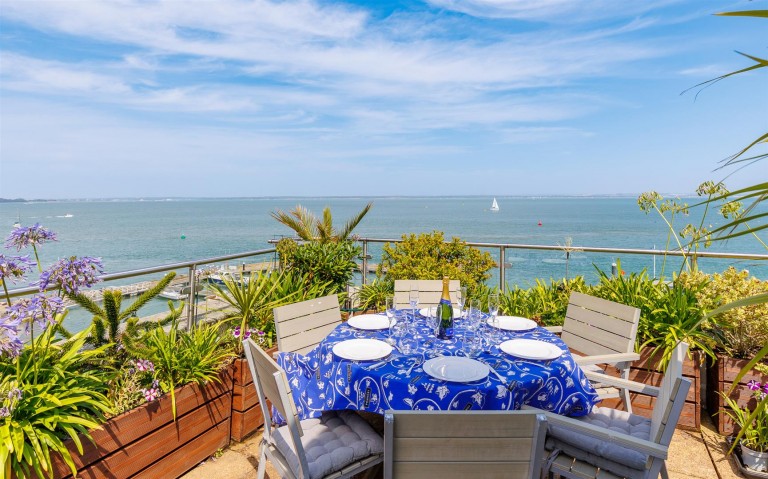 View Full Details for Cowes, Isle of Wight