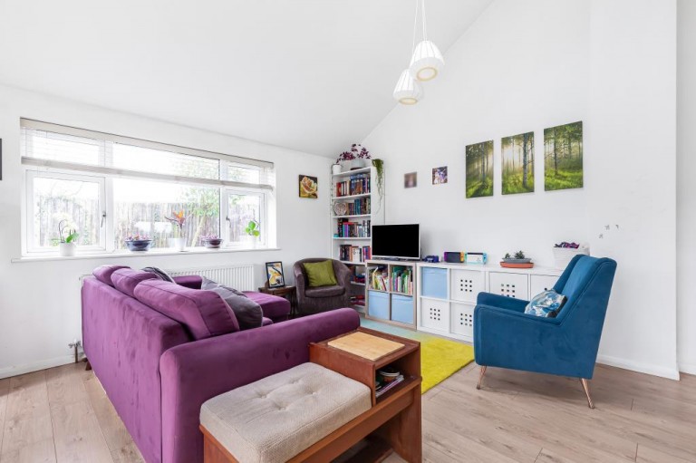 Images for Camping Close, Haddenham, Ely