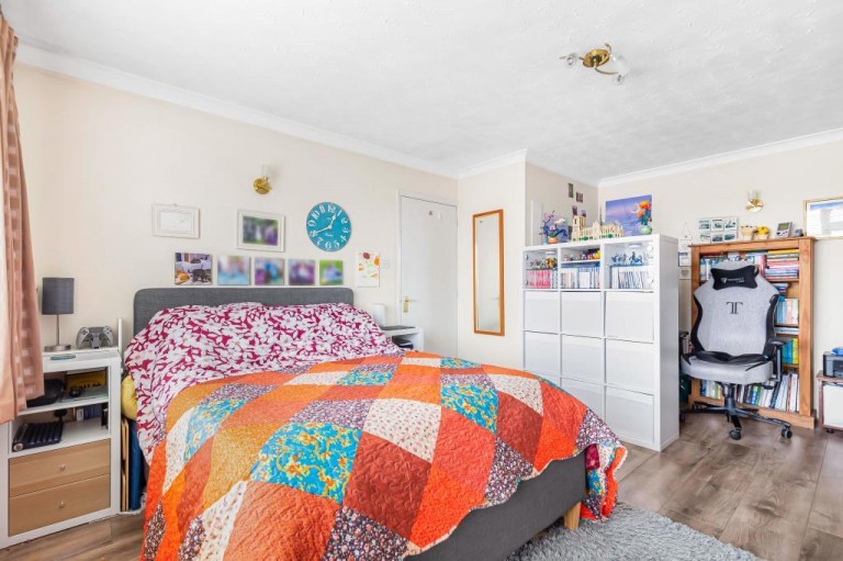 Images for Camping Close, Haddenham, Ely