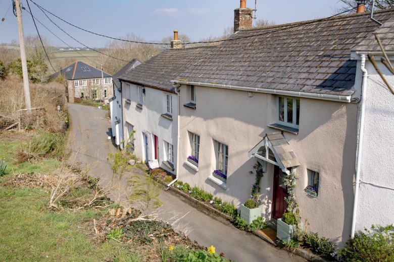 Click the photo for more details of Drewsteignton