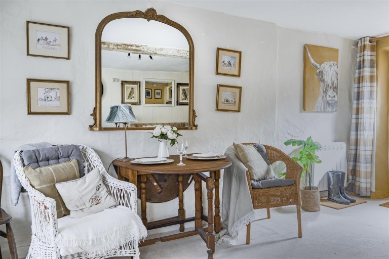 Images for Drewsteignton