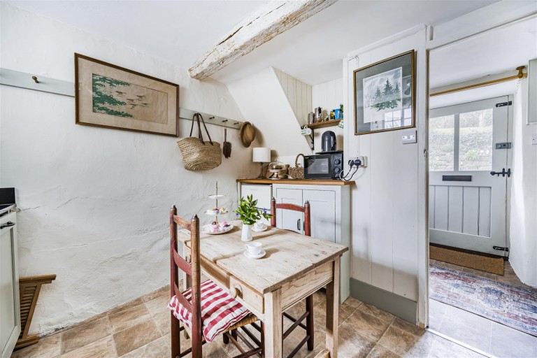 Images for Drewsteignton