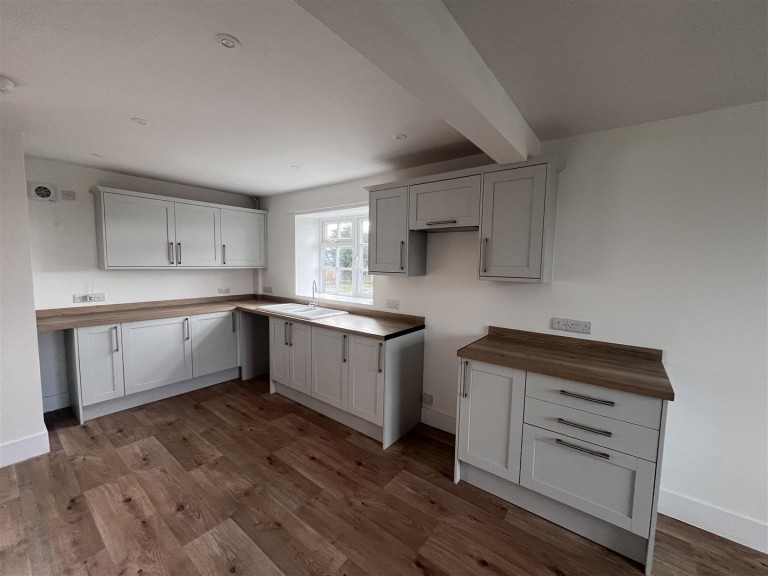 Images for Lenthay Common, Bradford Road, Sherborne