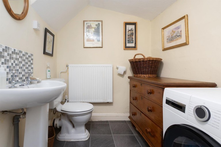 Images for 4 Kilsby Road, Barby, Rugby