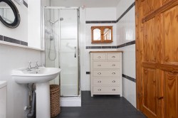 Images for 4 Kilsby Road, Barby, Rugby