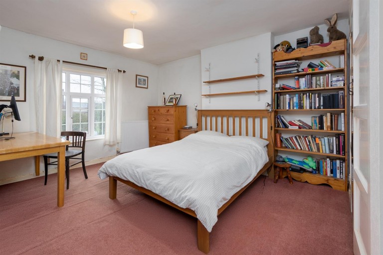 Images for 4 Kilsby Road, Barby, Rugby