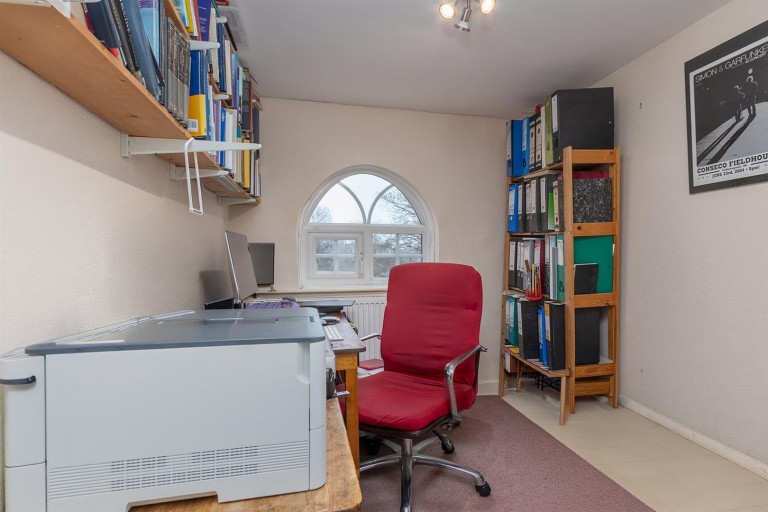 Images for 4 Kilsby Road, Barby, Rugby