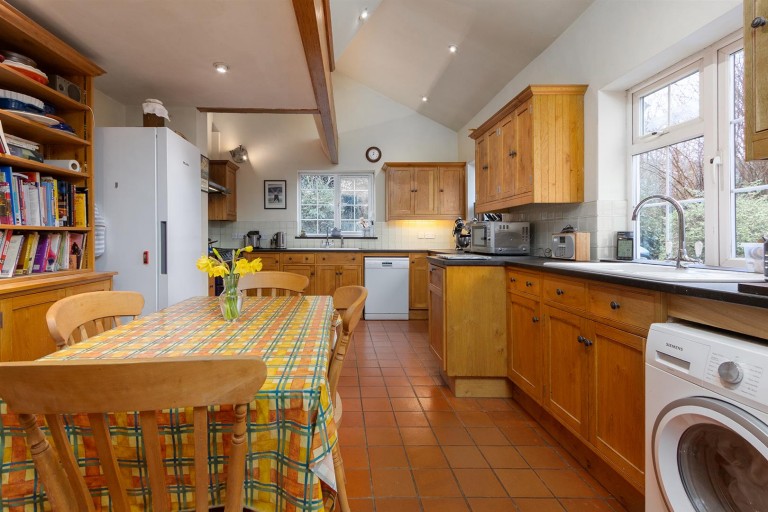 Images for 4 Kilsby Road, Barby, Rugby