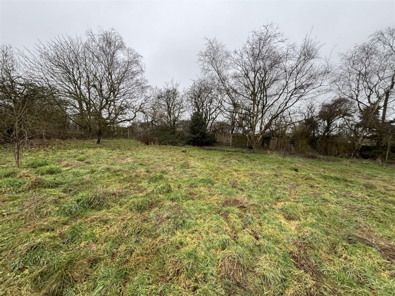 Click the photo for more details of Syerscote Lane, Wiggington, B79