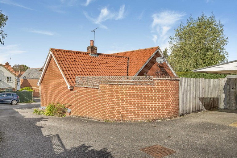 Images for Old Hall Close, Steeple Bumpstead, Haverhill