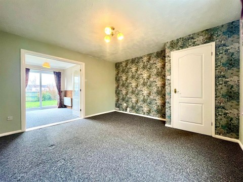 Click the photo for more details of East Rising, Northampton, NN4